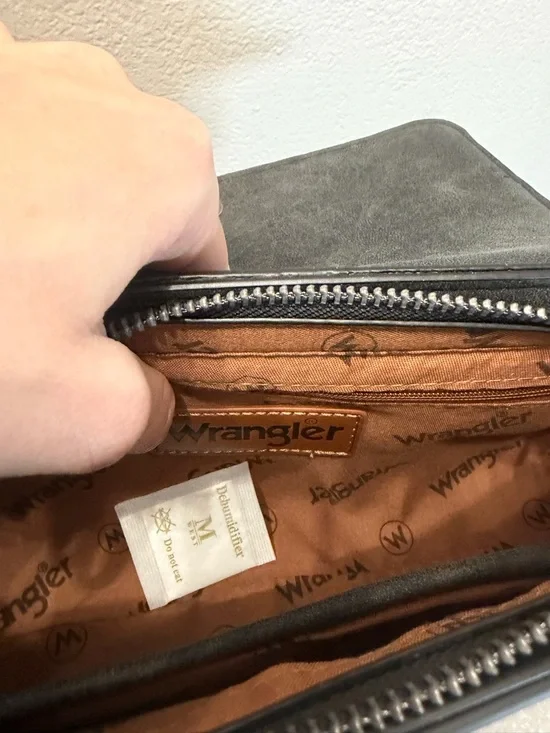 Wrangler / Montana West NWT Shoulder Bag - Picture 4 of 6